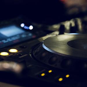 美女被操爆网站
